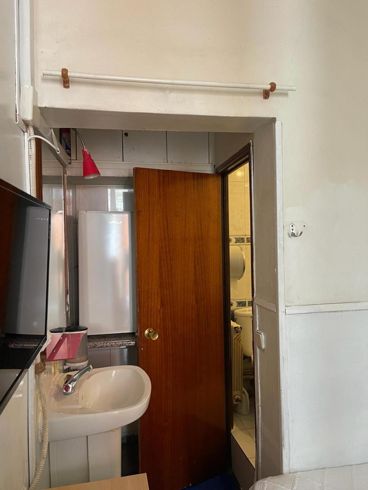 Hostal Daniel 马德里 外观 照片